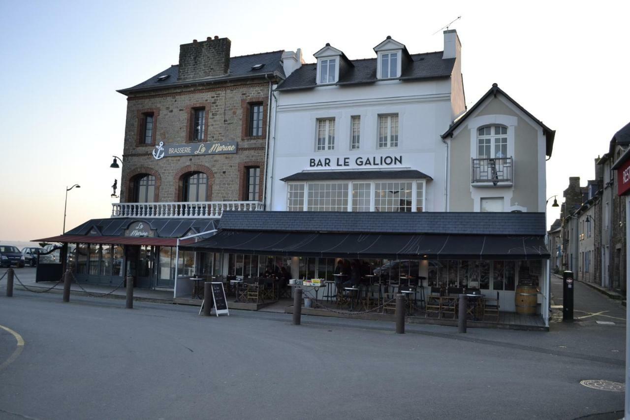 Vue Sur Mer Cancale Bagian luar foto